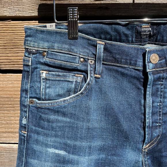 Citizens of Humanity in dark blue wash: Size W31 L26 - Picture 5 of 6